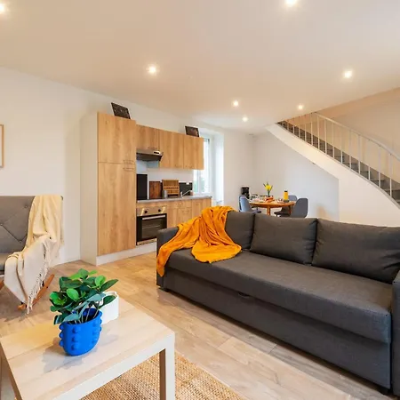 Lakaz - Maison - Jardin - Wifi * Laval (Mayenne)