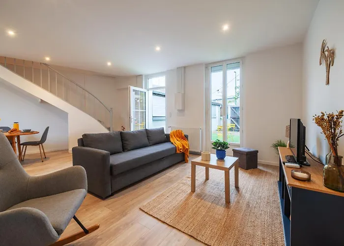 Lakaz - Maison - Jardin - Wifi * Laval (Mayenne)